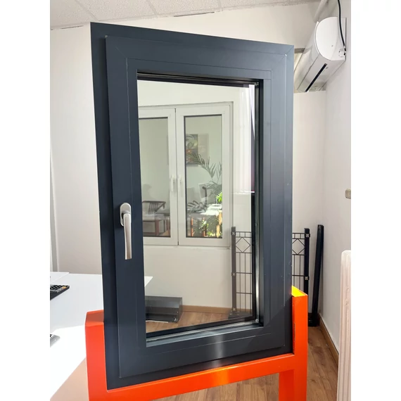 MS75-es sorozatú hőszigetelt aluminium ablak, egyszerre nyíló ablakszárny, 3 rétegű üveg, 880x1480