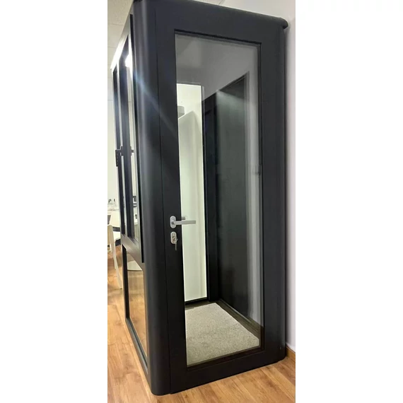 Hőszigetelt kétszárnyú alumínium bejárati ajtó, oldalvilágítós, paneles kivitelben. 1180  x 2160 mm