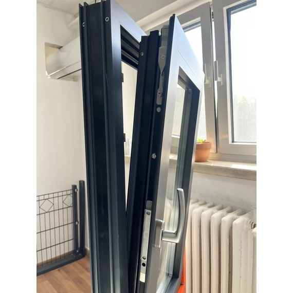 MS75-es sorozatú hőszigetelt aluminium ablak, dupla szárny, 2 rétegű üvegezés, egyedi méretben